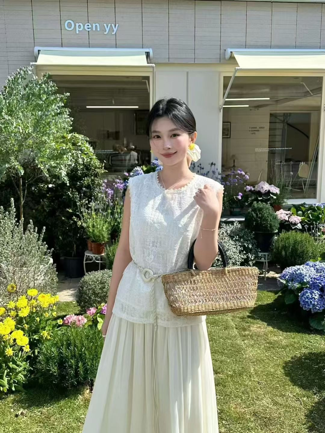 The "Heirloom Garden" Embroidered Set