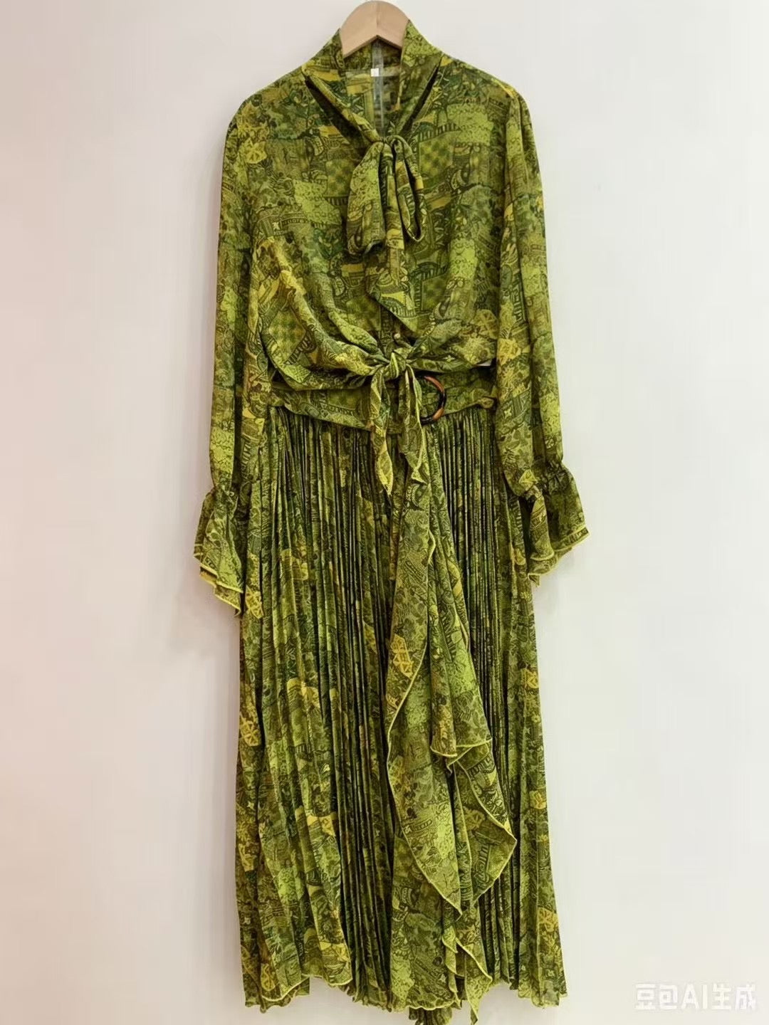 The Vintage Pleated Tie Dress - 2 Piece Look Set - Brown &amp; Green