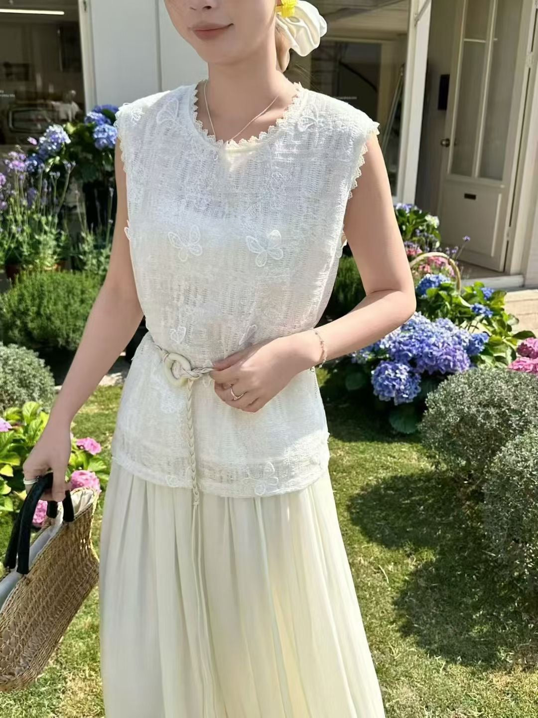 The "Heirloom Garden" Embroidered Set