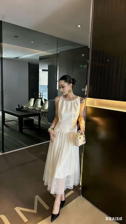 The "Pearl Drop Waist" Gown