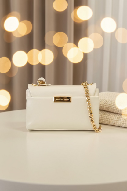 The CHASEL &amp; KARIN Pillow Chain Crossbody - Black &amp; White