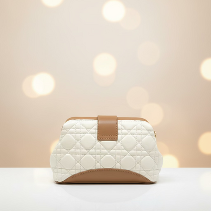 The JANI &amp; TINO Quilted Clutch Crossbody - Cream &amp; Tan