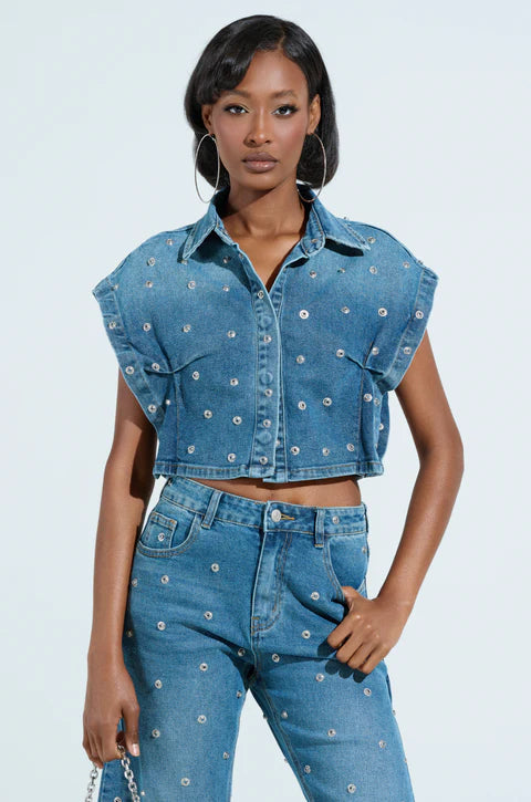 Unbottoned and Unbothered Cropped Button Down