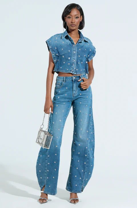 Unbottoned and Unbothered Cropped Button Down
