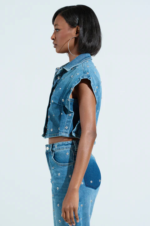 Unbottoned and Unbothered Cropped Button Down