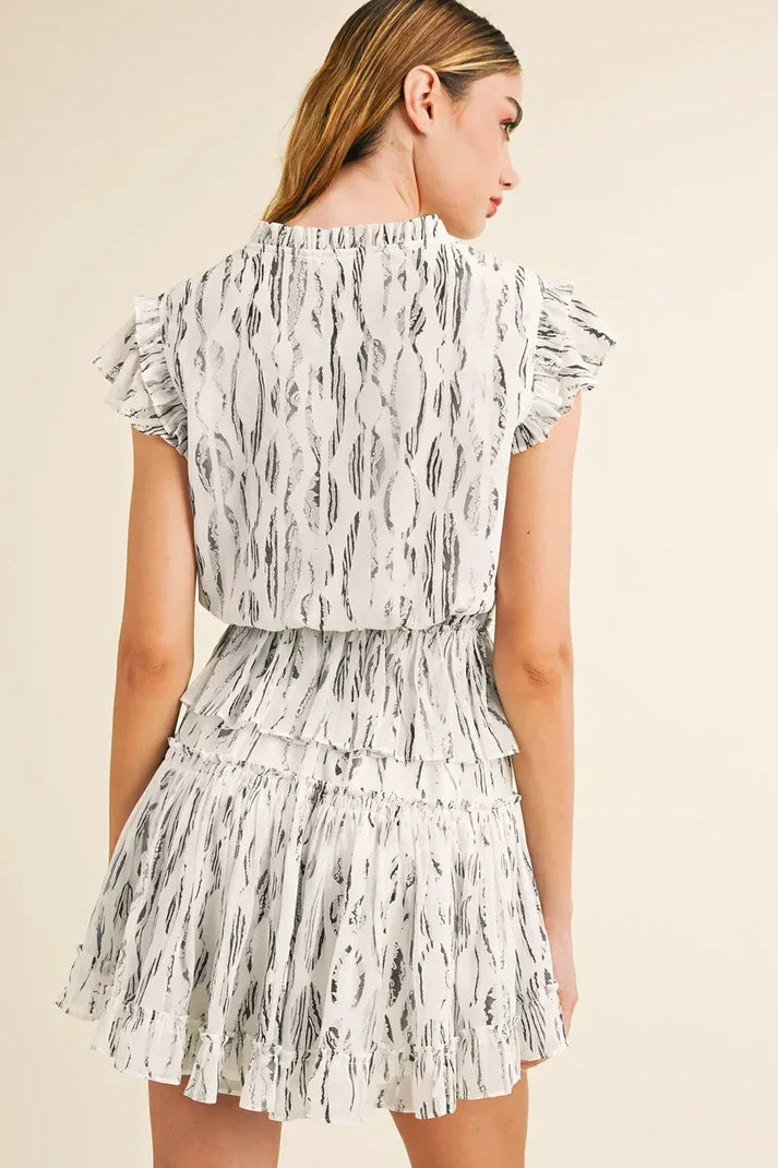 White Abstract Print Ruffle Flutter Sleeves
